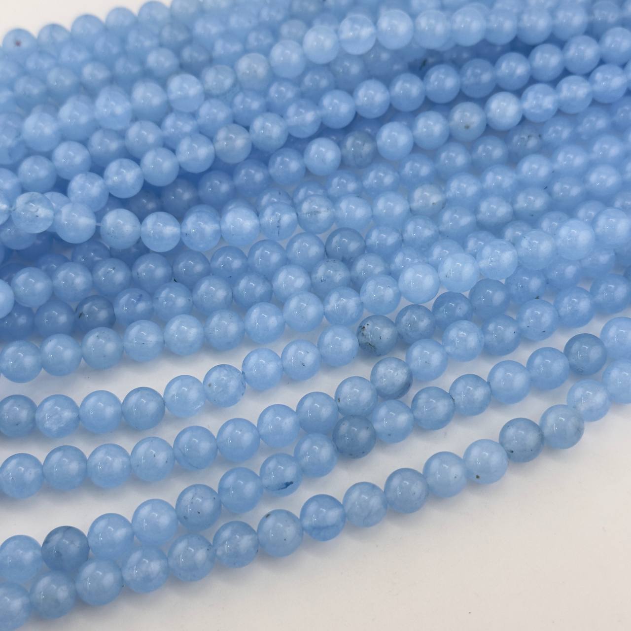 Бусины Халцедон размер 8мм натуральный камень